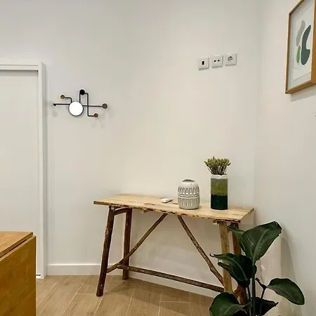 Cute 2 Mins From Appartement Nazaré