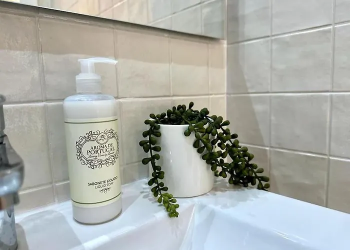 דירה Cute 2 Mins From *